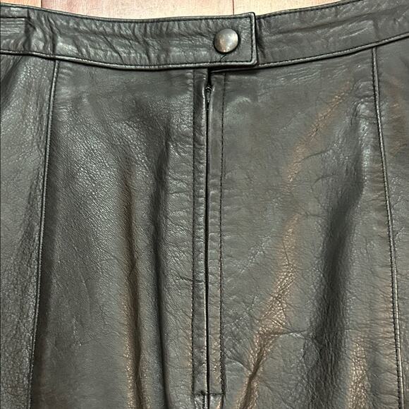 Vintage Code Nouveau Classic and Versatile Black Leather Pencil Skirt, Size 4/Sm - Picture 7 of 10